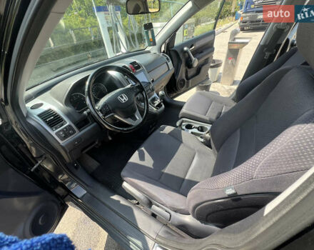 Чорний Хонда СРВ, об'ємом двигуна 2.2 л та пробігом 272 тис. км за 10000 $, фото 62 на Automoto.ua