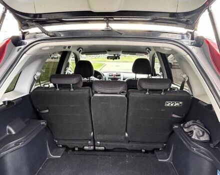 Черный Хонда СРВ, объемом двигателя 2 л и пробегом 234 тыс. км за 9600 $, фото 6 на Automoto.ua