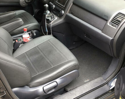 Черный Хонда СРВ, объемом двигателя 2.2 л и пробегом 297 тыс. км за 8999 $, фото 33 на Automoto.ua