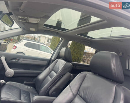 Черный Хонда СРВ, объемом двигателя 2.2 л и пробегом 185 тыс. км за 10600 $, фото 24 на Automoto.ua