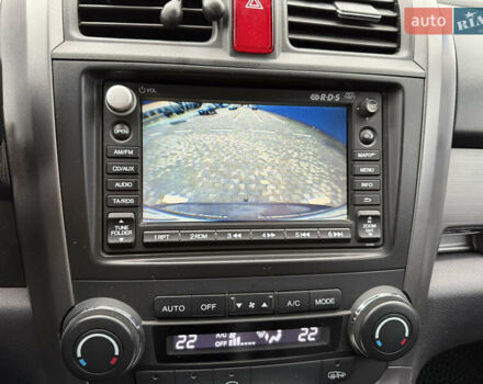 Черный Хонда СРВ, объемом двигателя 2.2 л и пробегом 257 тыс. км за 10400 $, фото 15 на Automoto.ua