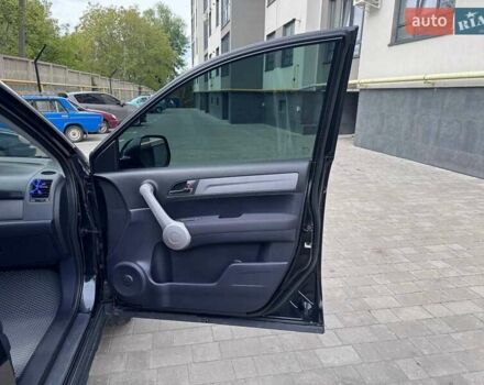 Черный Хонда СРВ, объемом двигателя 2.2 л и пробегом 330 тыс. км за 9300 $, фото 28 на Automoto.ua