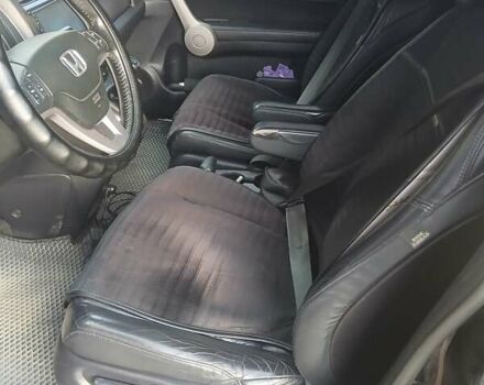 Черный Хонда СРВ, объемом двигателя 2.2 л и пробегом 258 тыс. км за 9990 $, фото 9 на Automoto.ua
