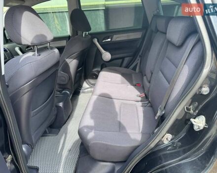 Черный Хонда СРВ, объемом двигателя 2.2 л и пробегом 330 тыс. км за 9300 $, фото 33 на Automoto.ua