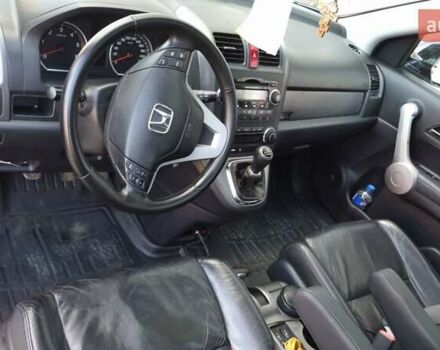 Черный Хонда СРВ, объемом двигателя 2.2 л и пробегом 310 тыс. км за 10950 $, фото 5 на Automoto.ua