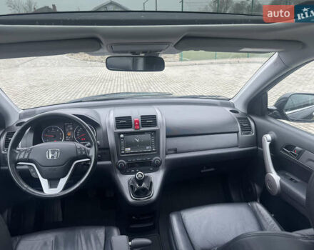 Черный Хонда СРВ, объемом двигателя 2.2 л и пробегом 185 тыс. км за 10600 $, фото 20 на Automoto.ua