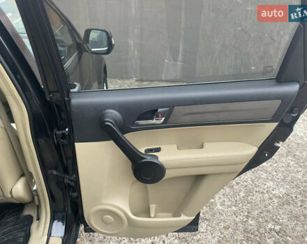 Черный Хонда СРВ, объемом двигателя 2.2 л и пробегом 288 тыс. км за 9700 $, фото 35 на Automoto.ua