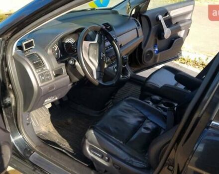 Черный Хонда СРВ, объемом двигателя 2.2 л и пробегом 310 тыс. км за 10950 $, фото 4 на Automoto.ua