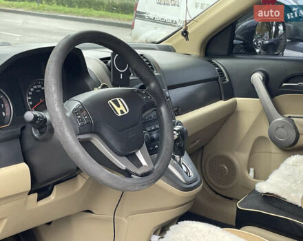 Черный Хонда СРВ, объемом двигателя 2.4 л и пробегом 254 тыс. км за 10500 $, фото 15 на Automoto.ua