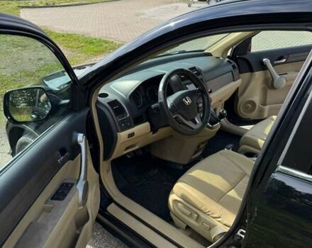 Черный Хонда СРВ, объемом двигателя 2.2 л и пробегом 268 тыс. км за 6835 $, фото 16 на Automoto.ua