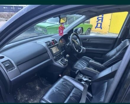 Черный Хонда СРВ, объемом двигателя 2.2 л и пробегом 210 тыс. км за 5000 $, фото 5 на Automoto.ua