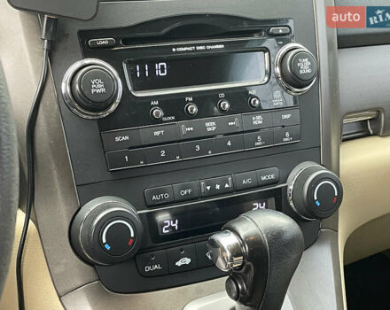 Черный Хонда СРВ, объемом двигателя 2.4 л и пробегом 254 тыс. км за 10500 $, фото 17 на Automoto.ua