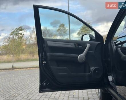 Хонда СРВ 2008 в Дрогобыче на Automoto.ua Черный Хонда СРВ, объемом двигателя 0 л и пробегом 185 тыс. км за 10750 $, фото 83 на Automoto.ua