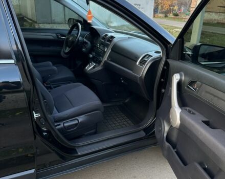 Черный Хонда СРВ, объемом двигателя 2.4 л и пробегом 180 тыс. км за 10500 $, фото 7 на Automoto.ua