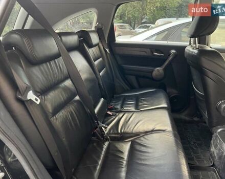 Черный Хонда СРВ, объемом двигателя 2.4 л и пробегом 178 тыс. км за 13550 $, фото 4 на Automoto.ua