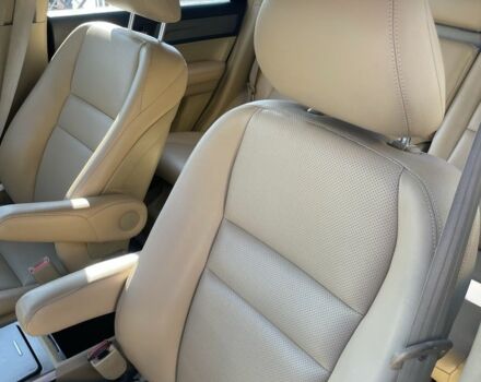 Черный Хонда СРВ, объемом двигателя 2.4 л и пробегом 270 тыс. км за 12000 $, фото 5 на Automoto.ua