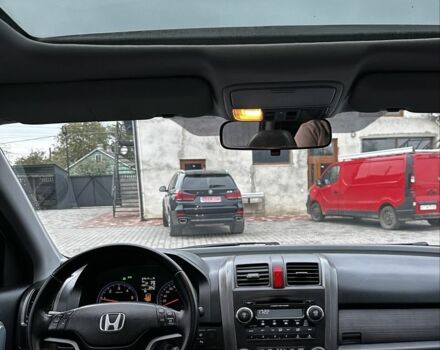 Черный Хонда СРВ, объемом двигателя 2.2 л и пробегом 285 тыс. км за 10700 $, фото 5 на Automoto.ua