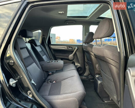 Черный Хонда СРВ, объемом двигателя 2.2 л и пробегом 165 тыс. км за 10499 $, фото 92 на Automoto.ua