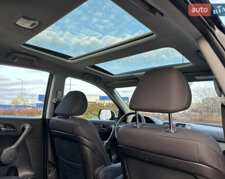 Черный Хонда СРВ, объемом двигателя 2.2 л и пробегом 165 тыс. км за 10499 $, фото 88 на Automoto.ua