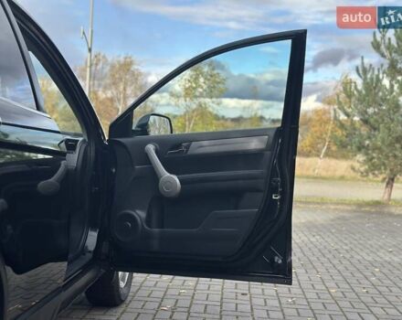 Хонда СРВ 2008 в Дрогобыче на Automoto.ua Черный Хонда СРВ, объемом двигателя 0 л и пробегом 185 тыс. км за 10750 $, фото 71 на Automoto.ua