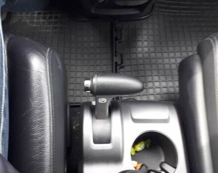 Чорний Хонда СРВ, об'ємом двигуна 2.4 л та пробігом 265 тис. км за 12200 $, фото 8 на Automoto.ua