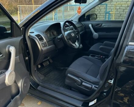 Черный Хонда СРВ, объемом двигателя 2.4 л и пробегом 180 тыс. км за 10500 $, фото 6 на Automoto.ua