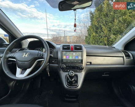 Черный Хонда СРВ, объемом двигателя 2.2 л и пробегом 165 тыс. км за 10499 $, фото 99 на Automoto.ua