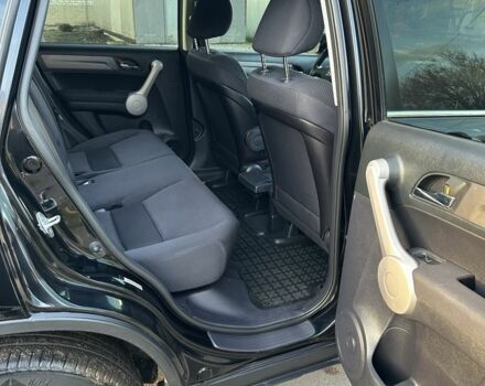 Черный Хонда СРВ, объемом двигателя 2.4 л и пробегом 180 тыс. км за 10500 $, фото 9 на Automoto.ua