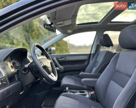 Черный Хонда СРВ, объемом двигателя 2.2 л и пробегом 165 тыс. км за 10499 $, фото 74 на Automoto.ua