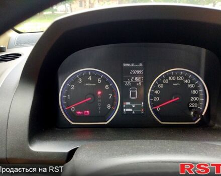 Черный Хонда СРВ, объемом двигателя 2.4 л и пробегом 232 тыс. км за 10500 $, фото 7 на Automoto.ua