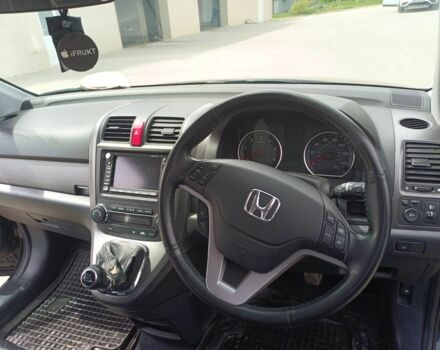 Черный Хонда СРВ, объемом двигателя 2.2 л и пробегом 145 тыс. км за 4800 $, фото 9 на Automoto.ua