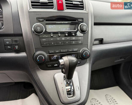 Черный Хонда СРВ, объемом двигателя 2.35 л и пробегом 226 тыс. км за 10800 $, фото 15 на Automoto.ua