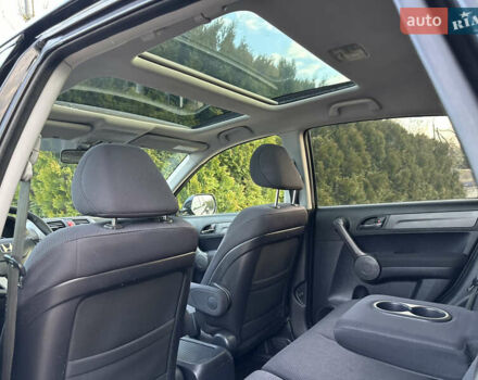 Черный Хонда СРВ, объемом двигателя 2.2 л и пробегом 165 тыс. км за 10499 $, фото 96 на Automoto.ua