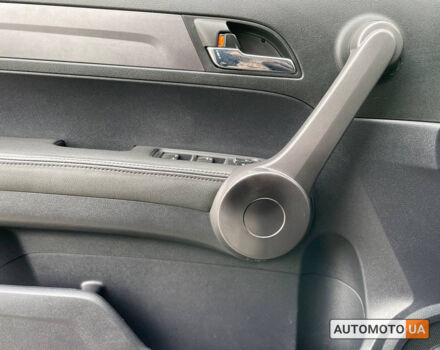 Черный Хонда СРВ, объемом двигателя 2.4 л и пробегом 176 тыс. км за 11300 $, фото 6 на Automoto.ua