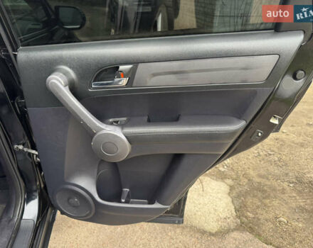 Черный Хонда СРВ, объемом двигателя 2.35 л и пробегом 240 тыс. км за 6900 $, фото 45 на Automoto.ua