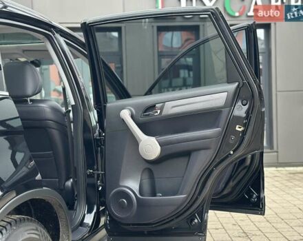 Чорний Хонда СРВ, об'ємом двигуна 2 л та пробігом 185 тис. км за 10150 $, фото 81 на Automoto.ua