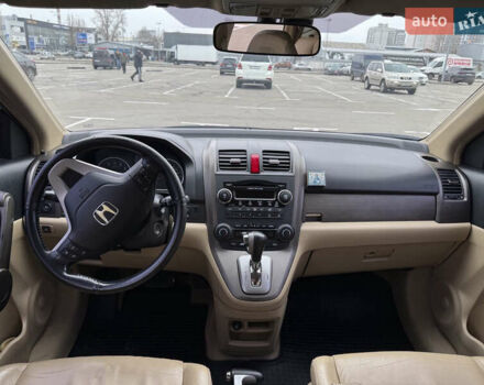 Черный Хонда СРВ, объемом двигателя 2.4 л и пробегом 312 тыс. км за 10000 $, фото 7 на Automoto.ua