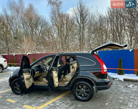 Черный Хонда СРВ, объемом двигателя 2.4 л и пробегом 203 тыс. км за 10400 $, фото 3 на Automoto.ua