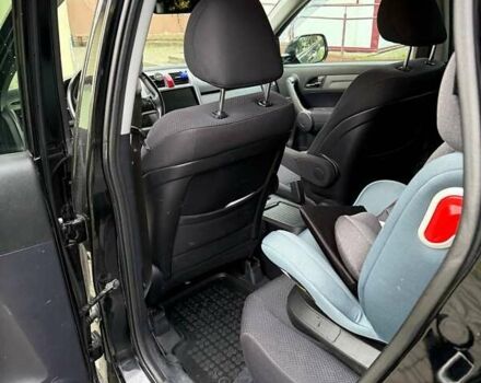 Черный Хонда СРВ, объемом двигателя 2 л и пробегом 202 тыс. км за 12500 $, фото 7 на Automoto.ua