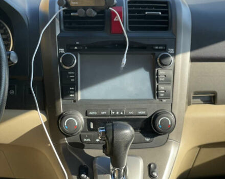 Черный Хонда СРВ, объемом двигателя 2.35 л и пробегом 273 тыс. км за 12000 $, фото 5 на Automoto.ua