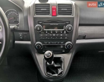 Черный Хонда СРВ, объемом двигателя 2.2 л и пробегом 245 тыс. км за 9500 $, фото 13 на Automoto.ua