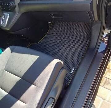 Черный Хонда СРВ, объемом двигателя 2.4 л и пробегом 240 тыс. км за 9500 $, фото 12 на Automoto.ua