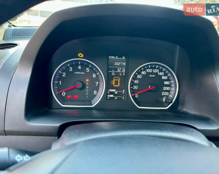 Черный Хонда СРВ, объемом двигателя 2.4 л и пробегом 203 тыс. км за 10400 $, фото 14 на Automoto.ua