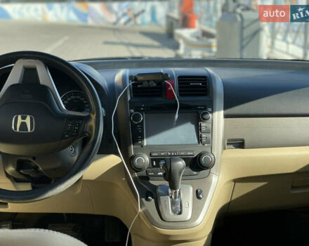 Черный Хонда СРВ, объемом двигателя 2.35 л и пробегом 273 тыс. км за 12000 $, фото 4 на Automoto.ua