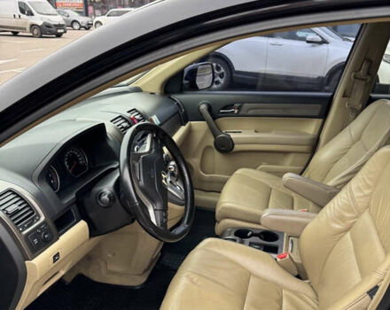 Черный Хонда СРВ, объемом двигателя 2.4 л и пробегом 312 тыс. км за 10000 $, фото 4 на Automoto.ua