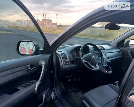 Черный Хонда СРВ, объемом двигателя 2.2 л и пробегом 214 тыс. км за 11500 $, фото 15 на Automoto.ua