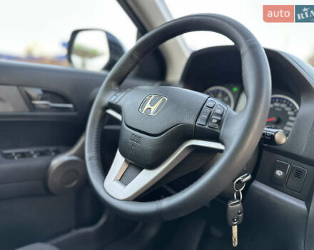 Черный Хонда СРВ, объемом двигателя 2.2 л и пробегом 165 тыс. км за 10499 $, фото 84 на Automoto.ua