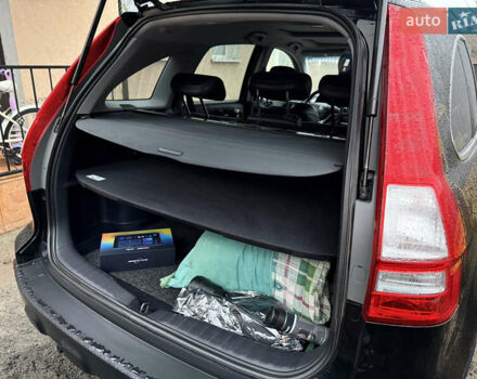 Черный Хонда СРВ, объемом двигателя 2.35 л и пробегом 141 тыс. км за 13000 $, фото 7 на Automoto.ua