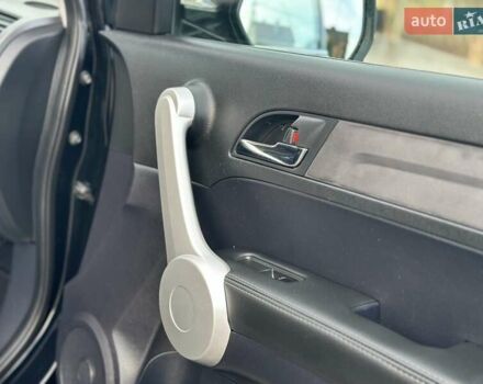 Чорний Хонда СРВ, об'ємом двигуна 2 л та пробігом 191 тис. км за 10450 $, фото 74 на Automoto.ua