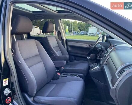 Черный Хонда СРВ, объемом двигателя 2.2 л и пробегом 264 тыс. км за 11250 $, фото 50 на Automoto.ua